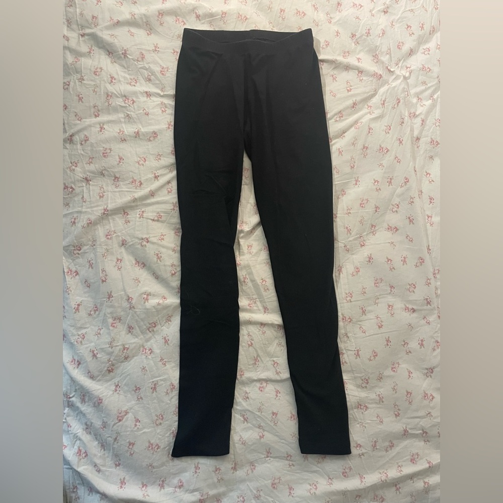 Black leggings